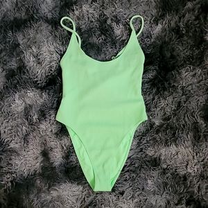 Hurley Texture Beach Moderate Twist Back One Piece